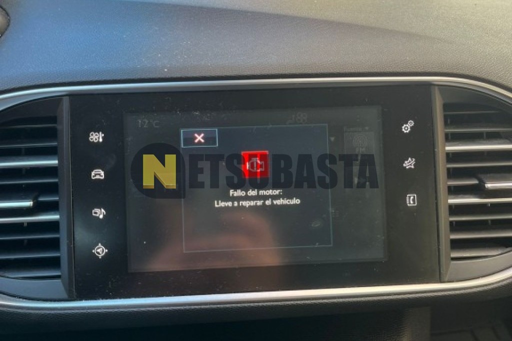 Peugeot 308 1.2 Puretech 2014