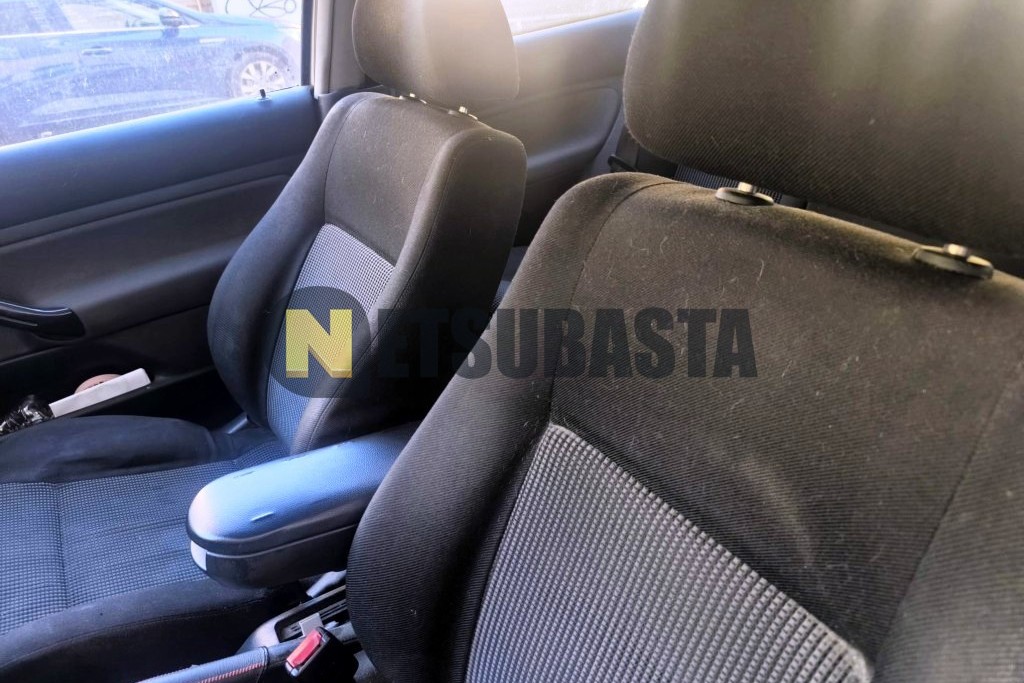 Volkswagen Golf 1.6 1999