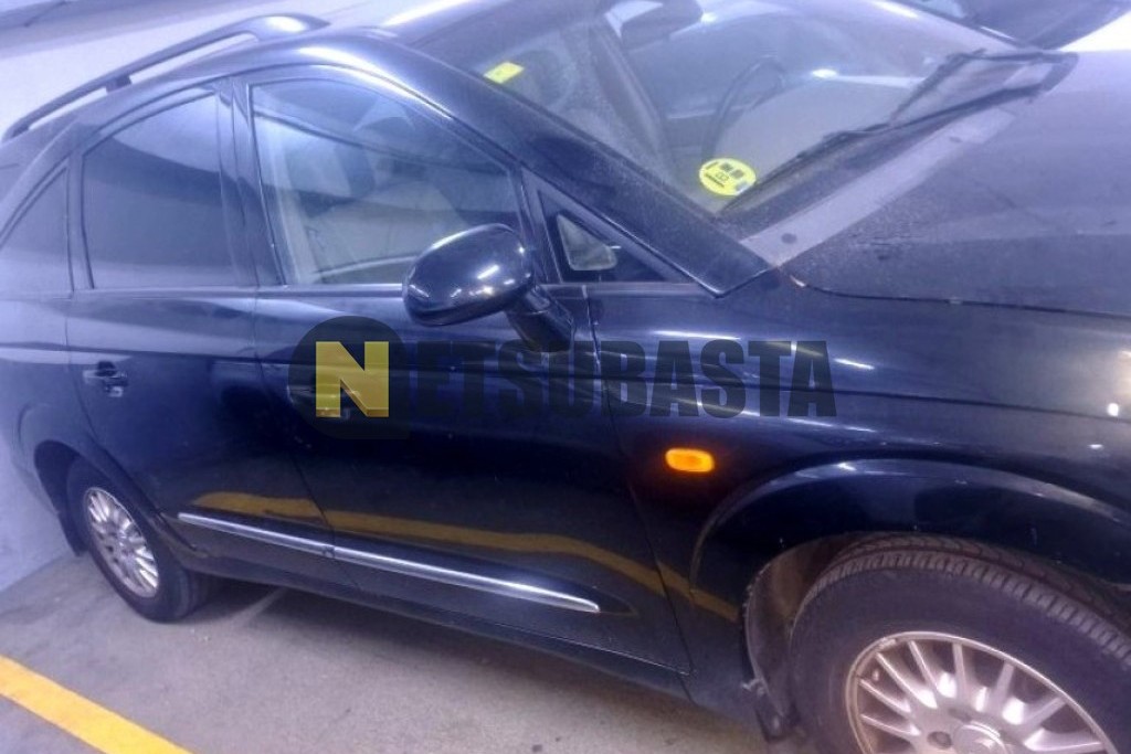 SsangYong Rodius 270Xdi 4x2 2009