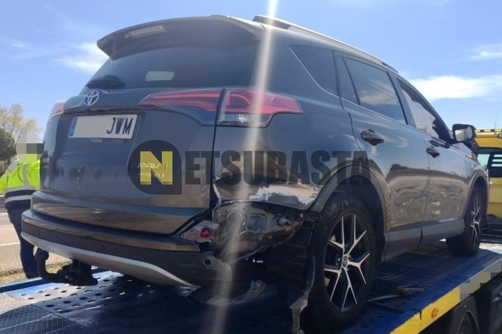 Toyota RAV4 2.5 hybrid 2WD 2017