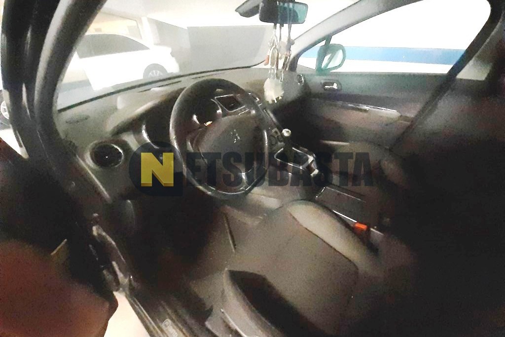 Peugeot 5008 1.6 HDi 2012