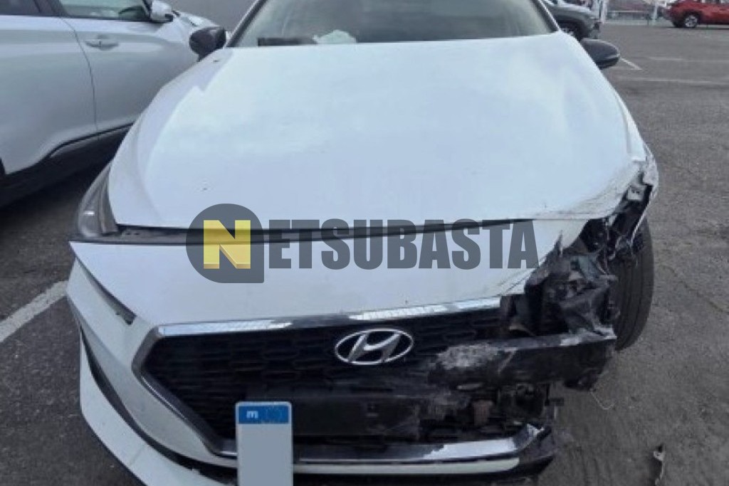 Hyundai i30 Fastback T-GDi 1.4 2019