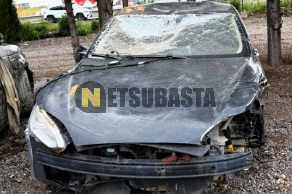 Tesla Model S 60 kWh 2014