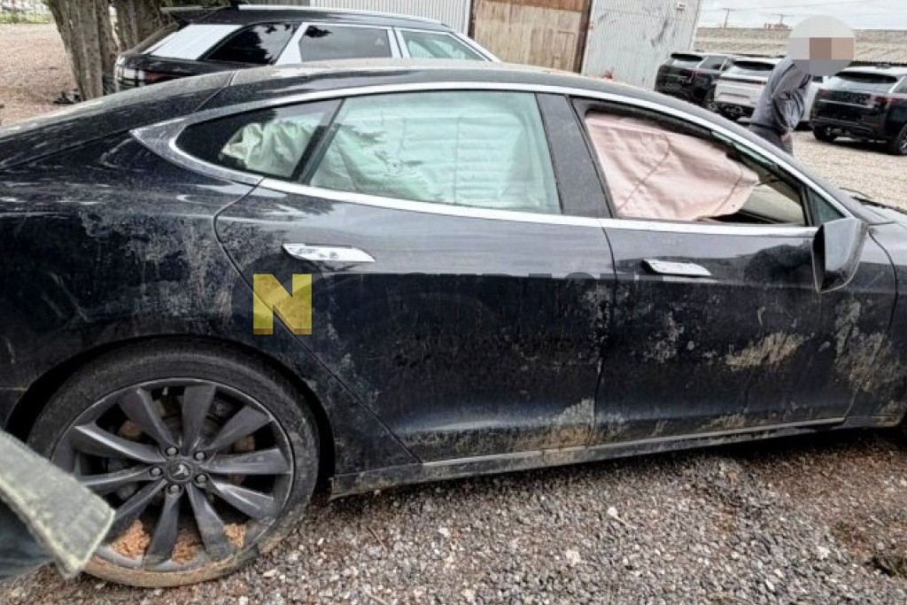 Tesla Model S 60 kWh 2014