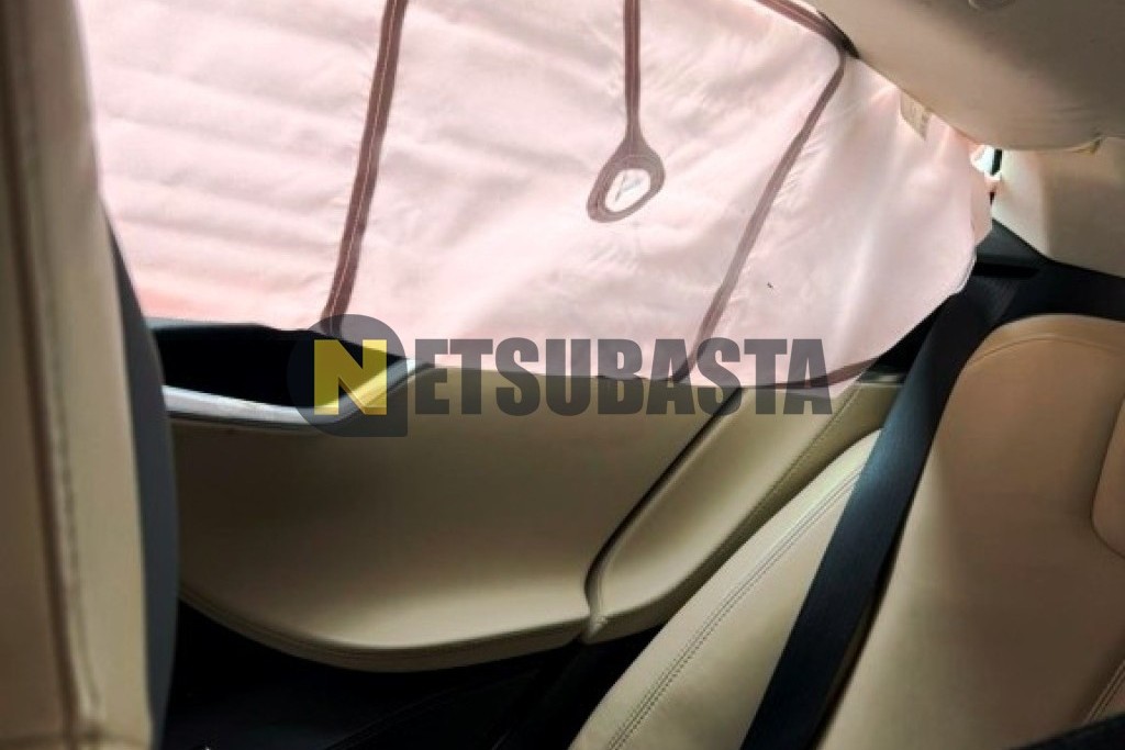 Tesla Model S 60 kWh 2014