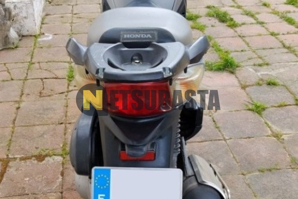 Honda Scoopy SH125 2005