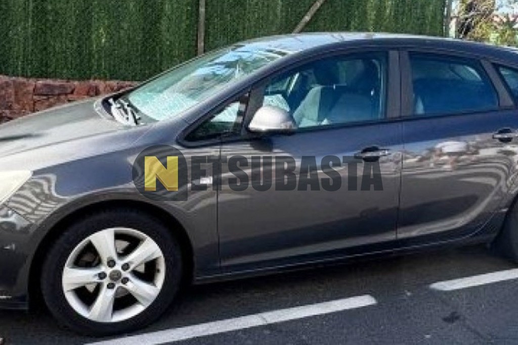 Opel Astra 1.7 CDTi 2011