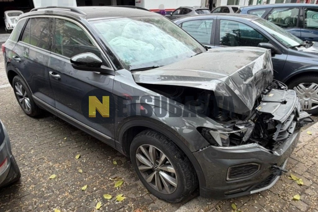 Volkswagen T-Roc 1.5 TSI DSG 7 vel. 2021