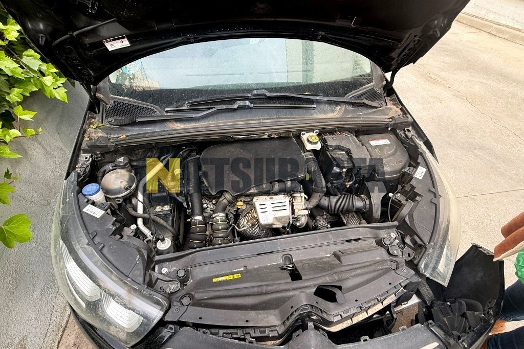 Citroën C4 1.2 PureTech EAT6 2016