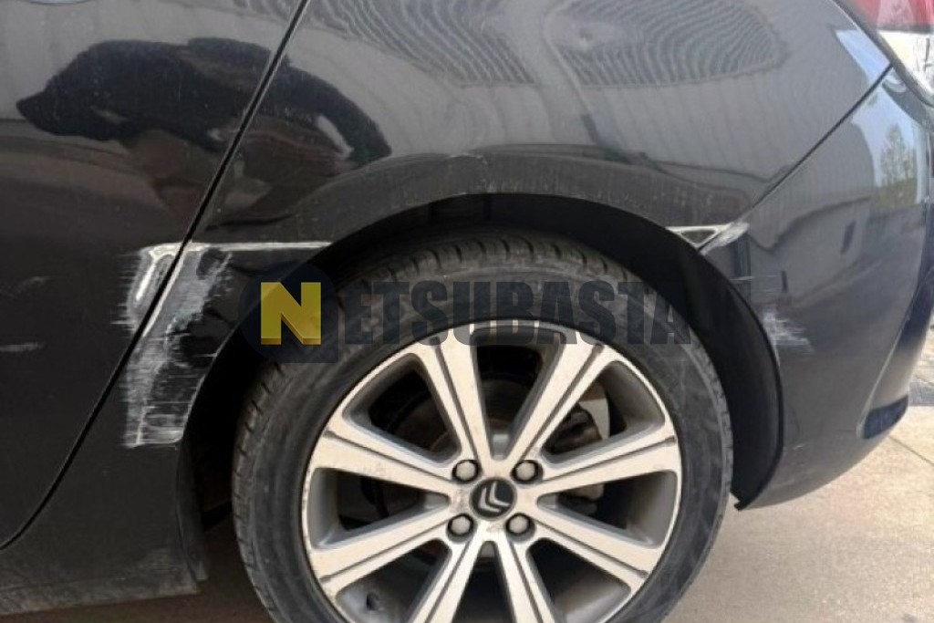 Citroën C4 1.2 PureTech EAT6 2016