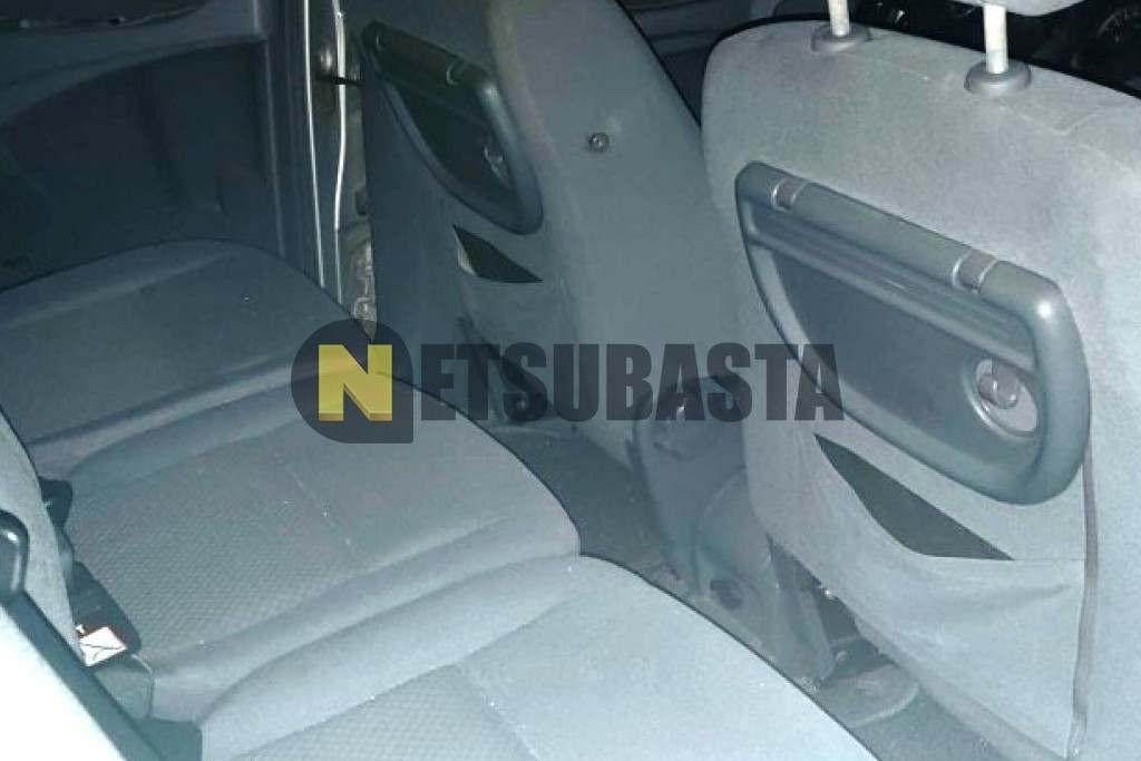 Nissan Almera Tino 2.2 dCi 2004