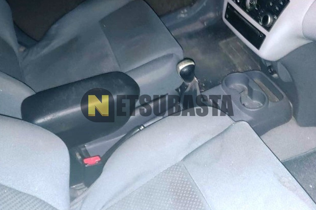 Nissan Almera Tino 2.2 dCi 2004