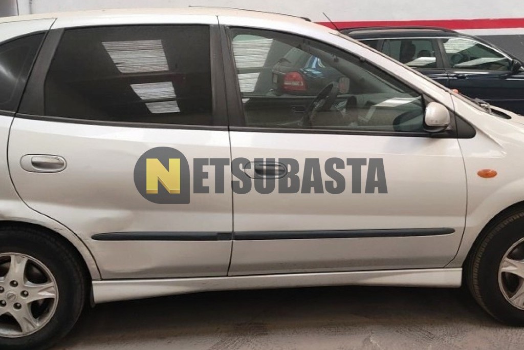 Nissan Almera Tino 2.2 dCi 2004