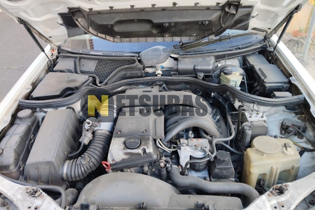 Mercedes-Benz E 250D 1998