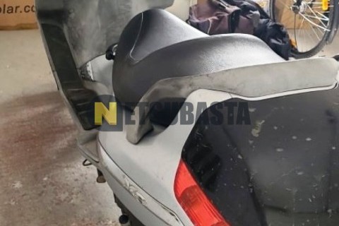 Yamaha YZF R 125 2016