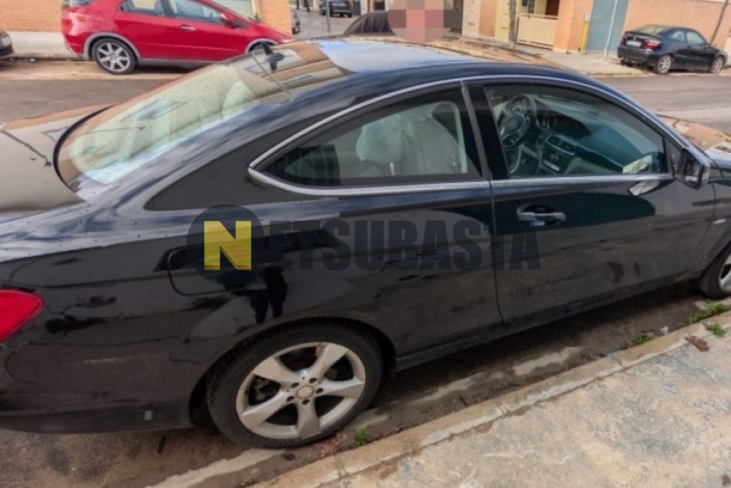 Mercedes-Benz C 220 CDI Coupé Aut. 2012