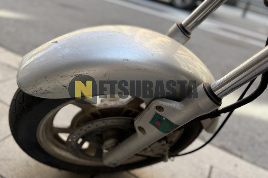 Hyosung Aquila 125 2005