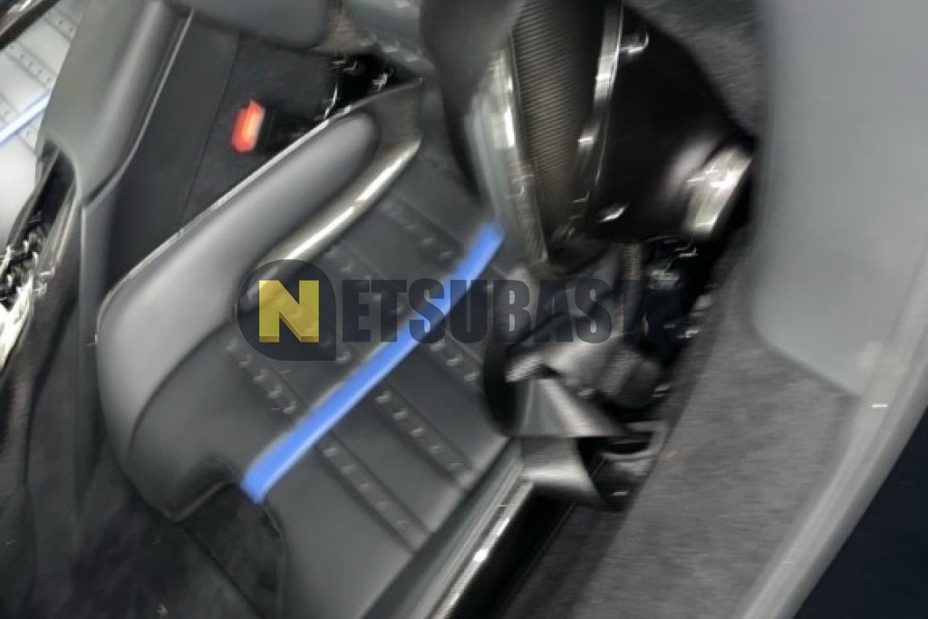 Ferrari 296 GTS 2023