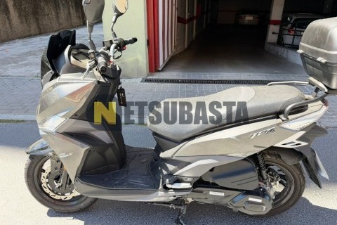 Yamaha XMAX 125 2023