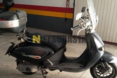 Suzuki BURGMAN 650 Executive 2010