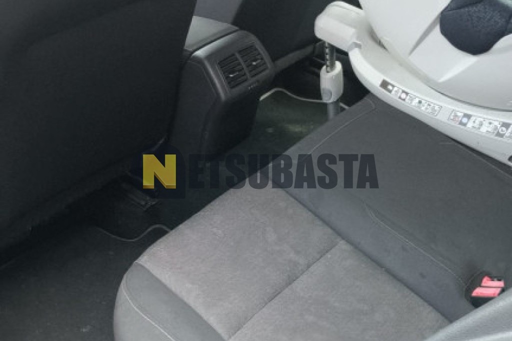 Volkswagen Golf 1.6 TDI CR DSG 7 vel. 2013