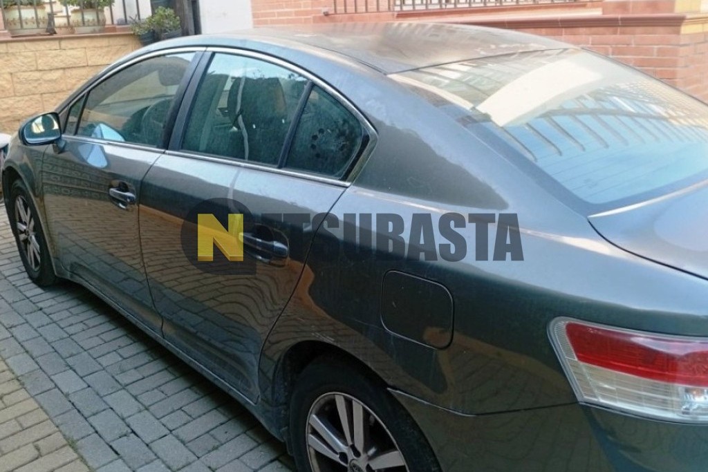 Toyota Avensis Sedán 2.0 D-4D 2009