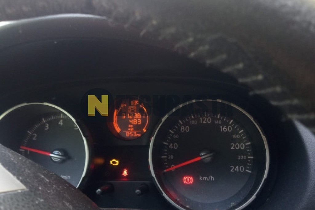 Nissan Qashqai 4x2 2.0 CVT 2009