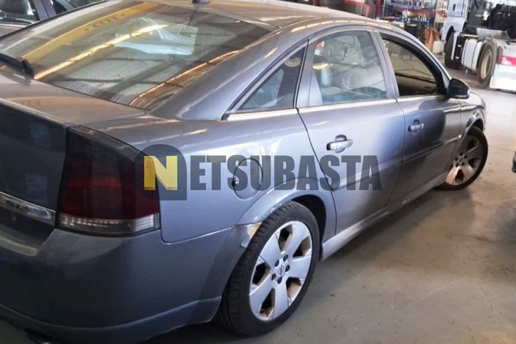 Opel Vectra 3.0 V6 CDTi Active Select 2005