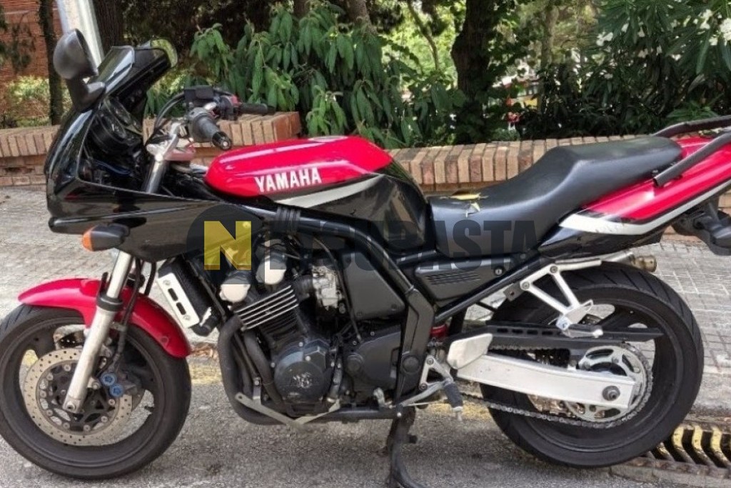 Yamaha FZS 600 Fazer 2000