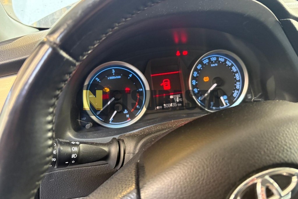 Toyota Auris Touring Sport 120D 2014