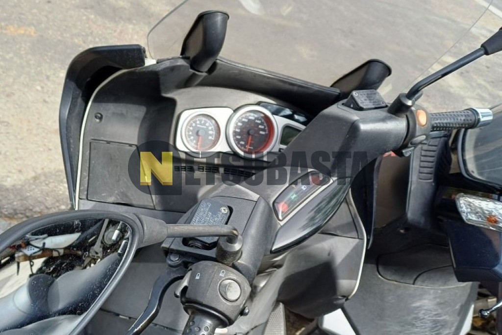 Aprilia SR Max 125 2011