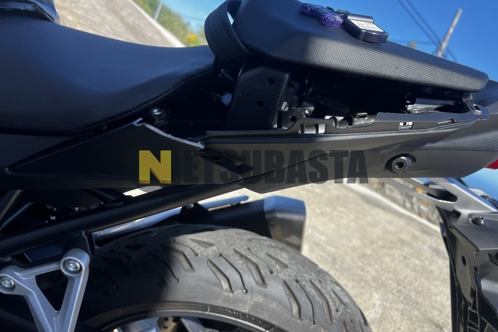 Honda CB 750 Hornet 2025