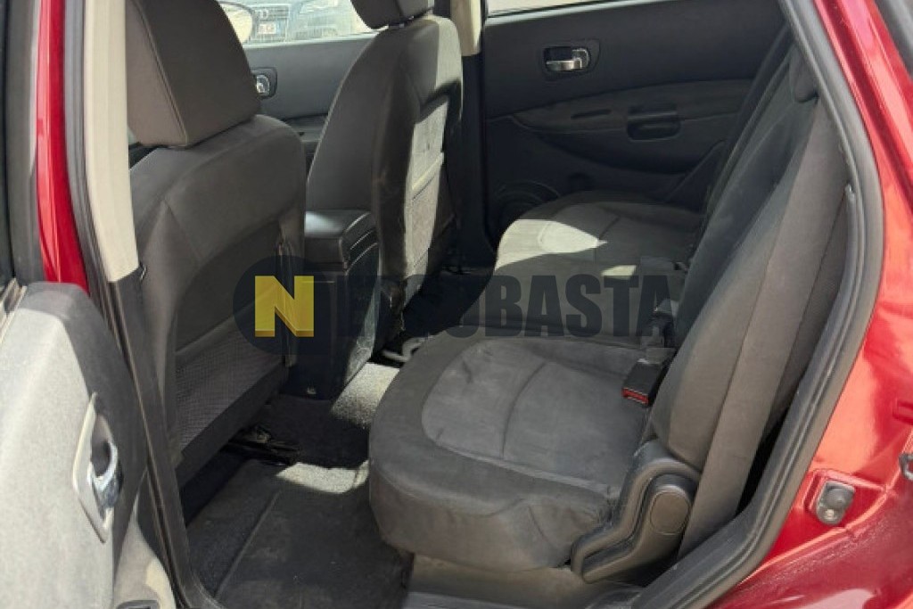 Nissan Qashqai+2 2.0 dCi 2010