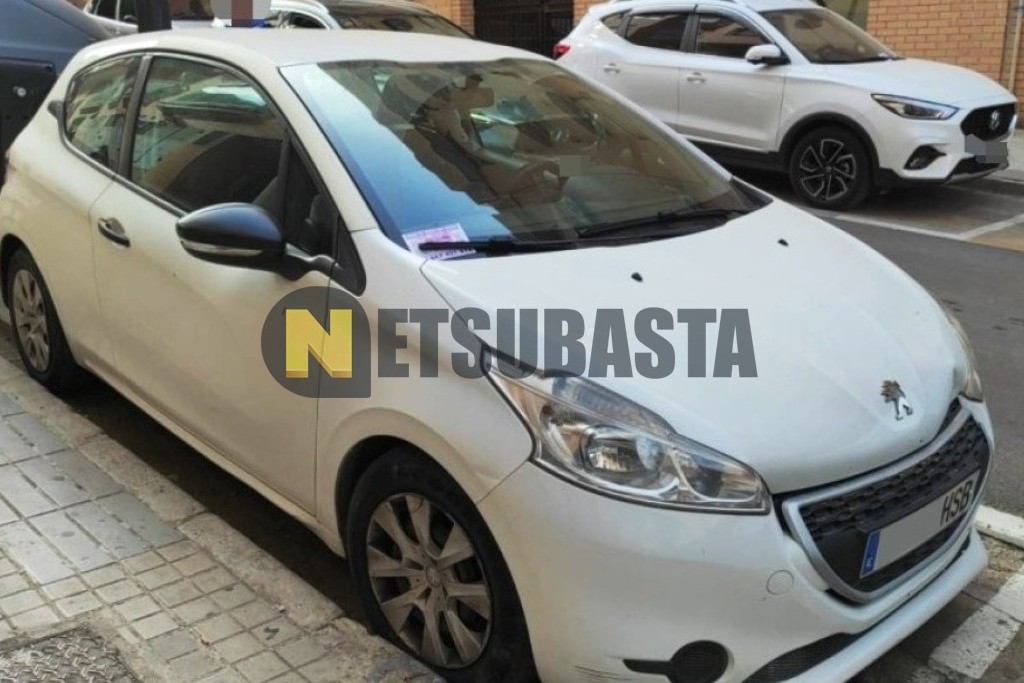 Peugeot 208 1.4 HDi 2013