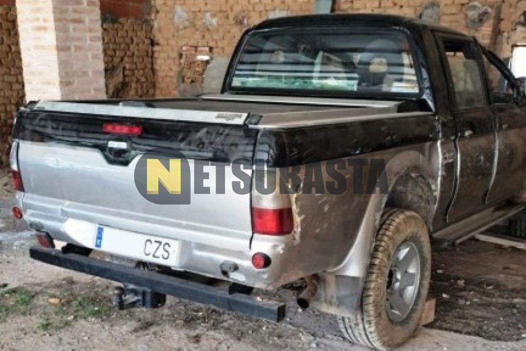 Mitsubishi L200 Doble Cabina 4x4 2004