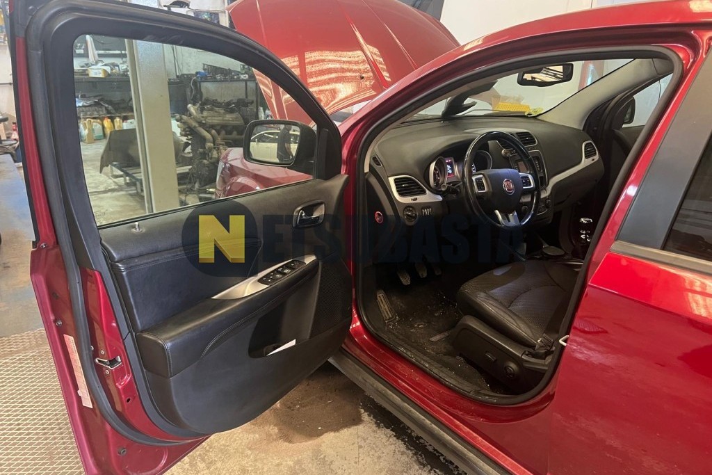 Fiat Freemont 2.0 16v 2011