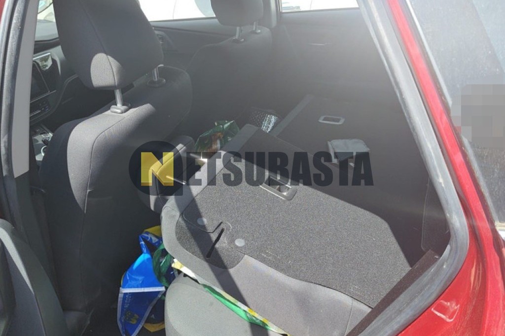 Toyota Auris 140H e-CVT 2018