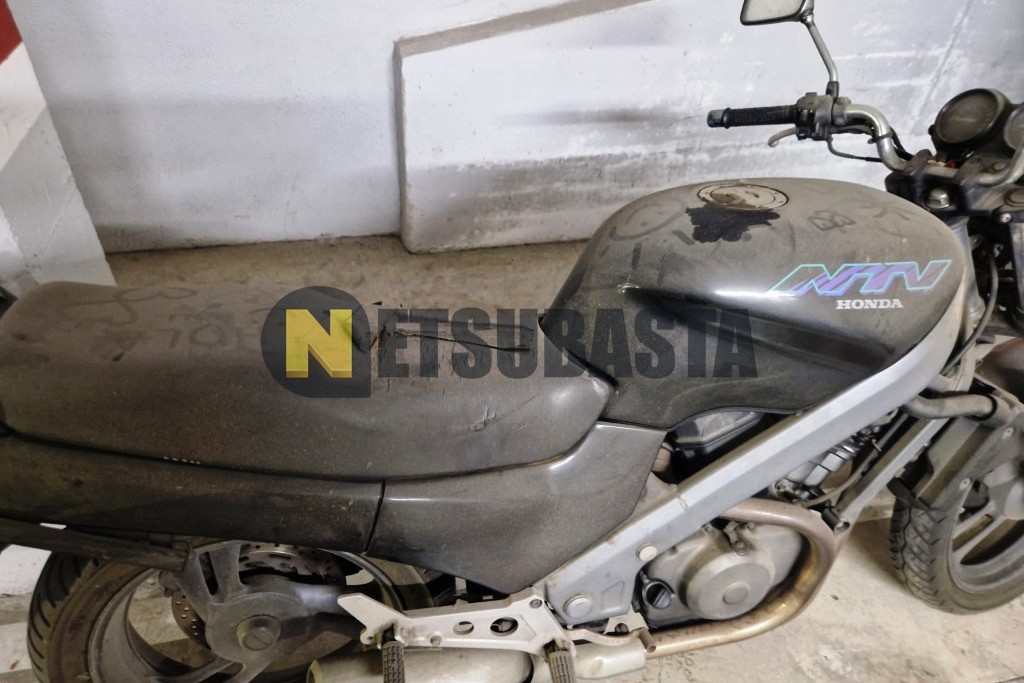 Honda NTV 650 REVERE 1993