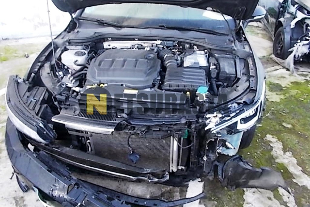 Volkswagen Golf 2.0 TDI DSG 7 vel. 2021