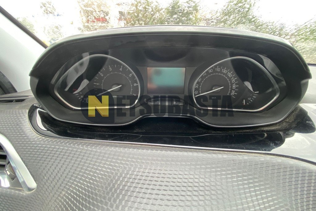 Peugeot 208 1.2 PureTech 2015