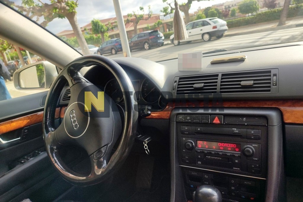 Audi A4 2.5 TDI quattro tiptronic 5 vel. 2004