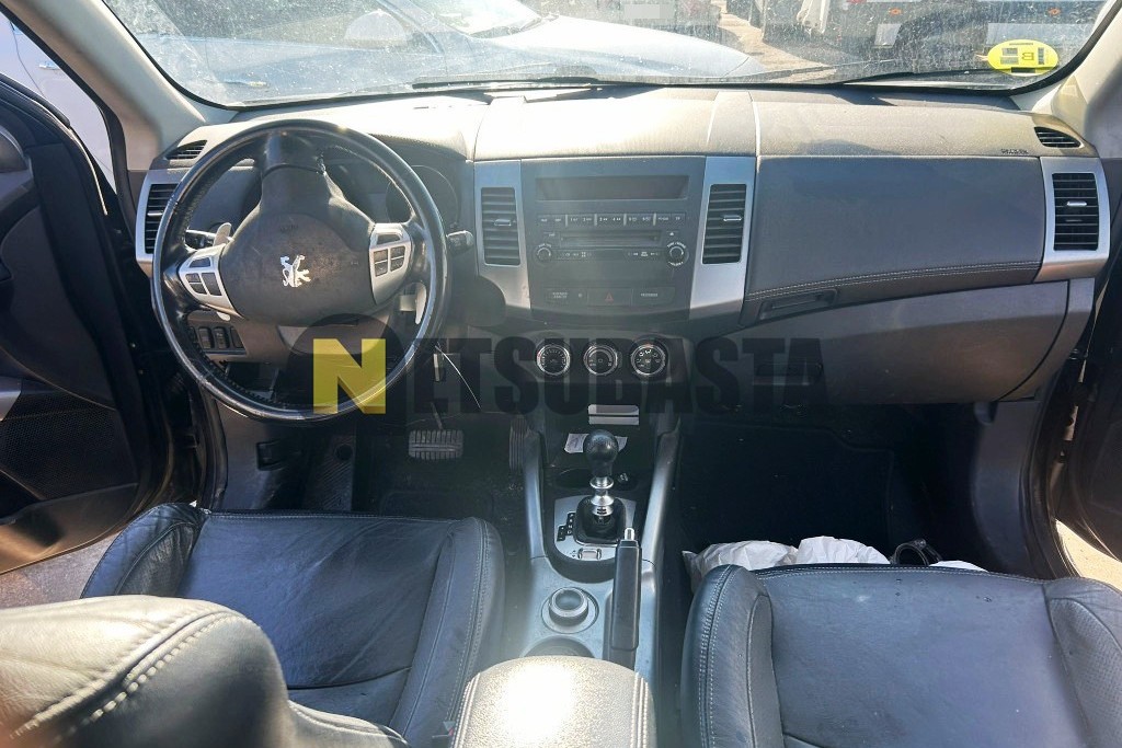 Peugeot 4007 7 plazas 2.2 HDi FAP DCS 2009