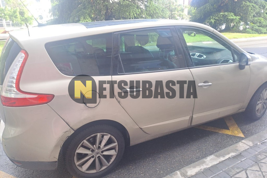 Renault Grand Scenic 2.0 dCi 2009