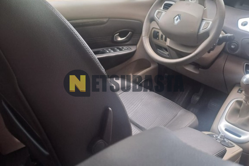 Renault Grand Scenic 2.0 dCi 2009