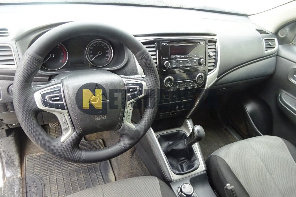 Mitsubishi L200 Doble Cabina 220 DI-D M-Pro 2020
