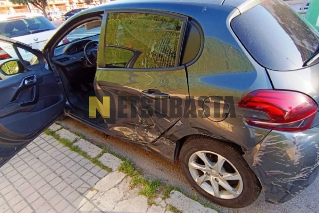 Peugeot 208 1.2 PureTech 2016