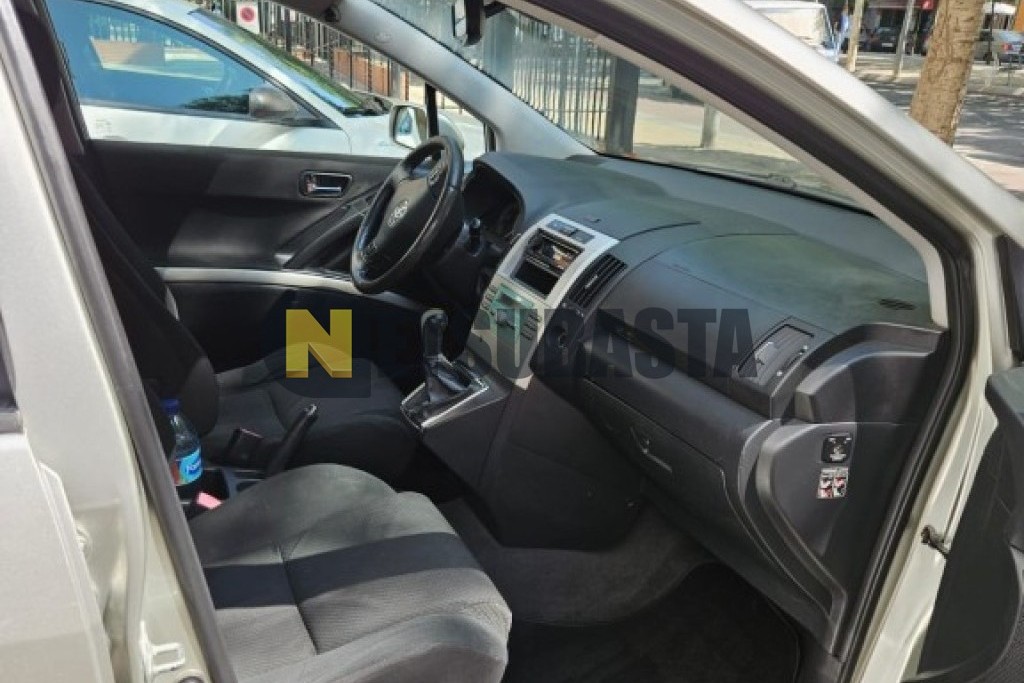 Toyota Corolla Verso 2.0 D4D 2005