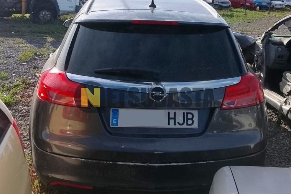 Opel Insignia Sports Tourer 2.0 CDTI 2012