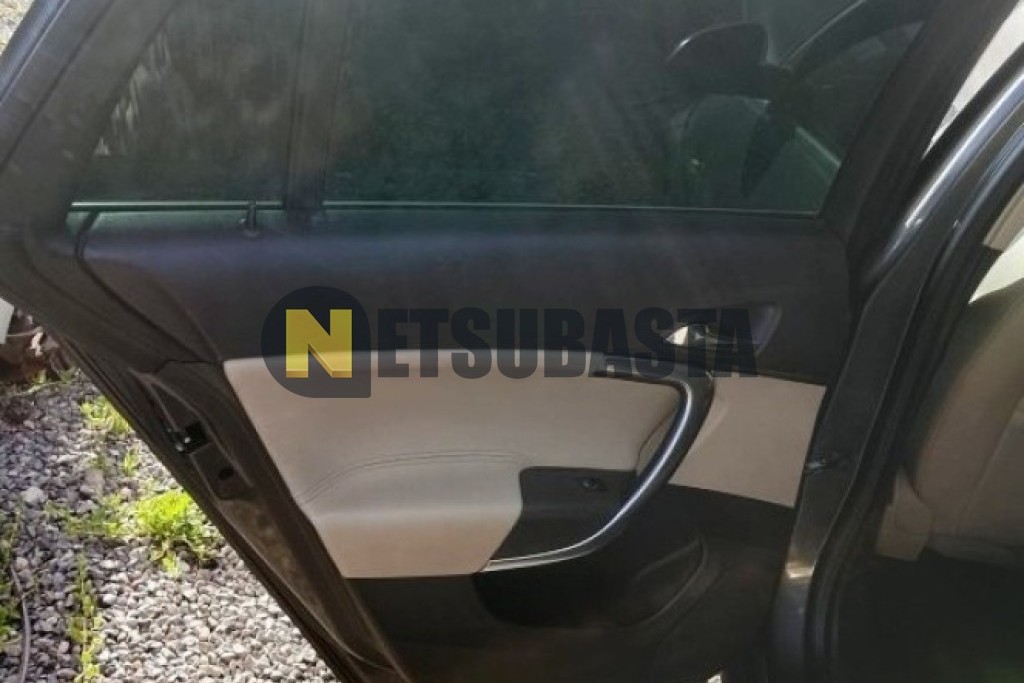 Opel Insignia Sports Tourer 2.0 CDTI 2012