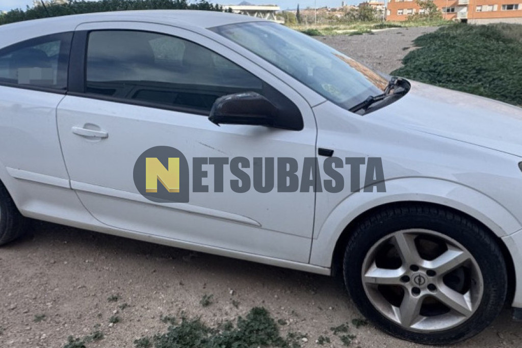 Opel Astra GTC 1.9 CDTi 2006